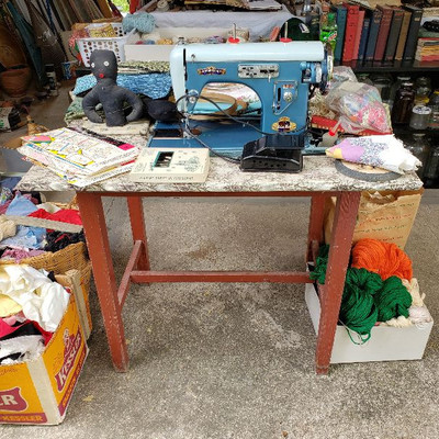 Estate sale photo