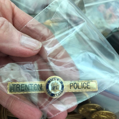 Trenton, NJ police pin