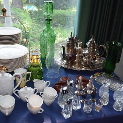 Silver Beverage Service, Dishes