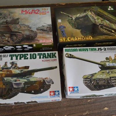 4 Models - Assorted Tanks