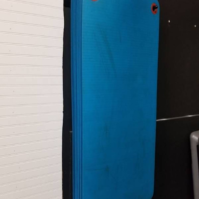 11 Fitness Mats and Rack