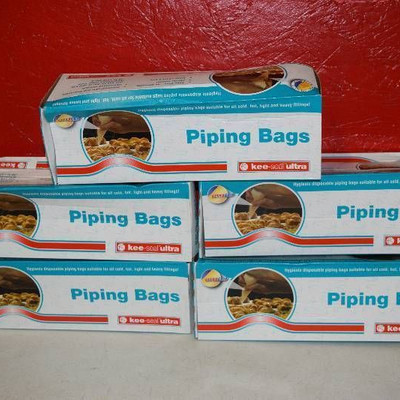 5 Boxes of 72 Kee Seal Ultra Piping Pastry Bags