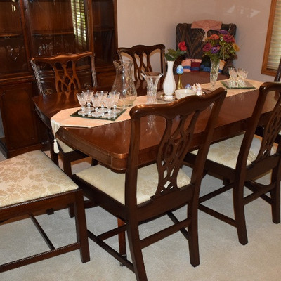 Dining Table & Chairs, Home Decor