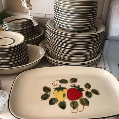 Vintage dishes 