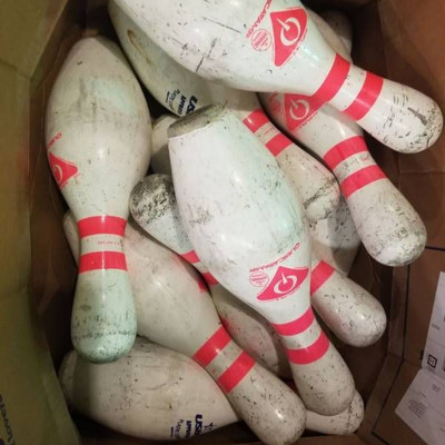 10 Amflite 2 Bowling Pins