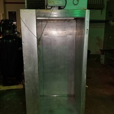 McCall Refrigerator L4-4001