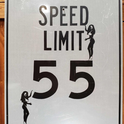 626: 	
Speed Limit 55 Ladies Exempt