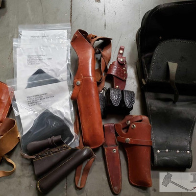 865: 	
Leather Holsters, Sheaths, and Small Saddle Bags
Holsters for Springfield Armory 1911 and others. Brands include Bianchi,...