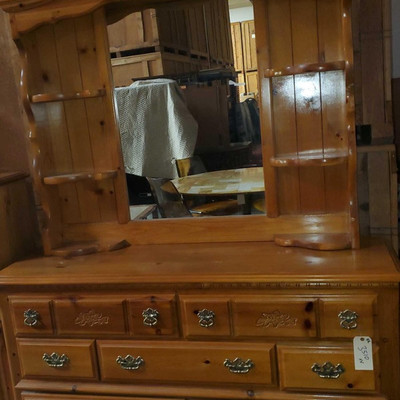 3510: 	
Matching 7 Drawer Dresser with Mirror & Nightstand's
Measures approx