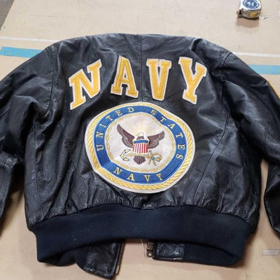 2162: 	
United States Navy Jacket
United States Navy Jacket size Small