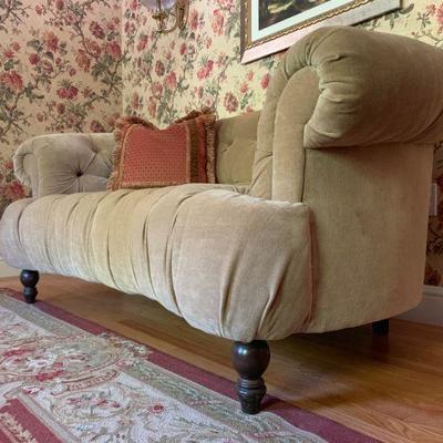 Tufted Back Rolled Arm Sofa