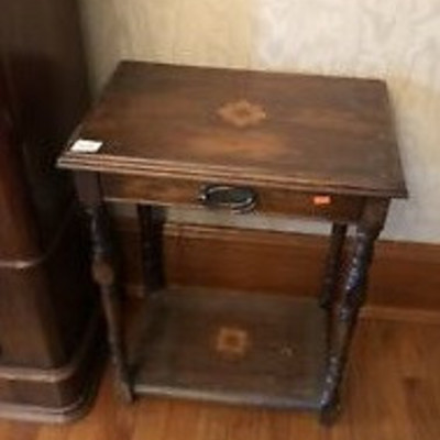 CH124: Wood inlayed antique wood end table Local Pickup https://www.ebay.com/itm/123821971017