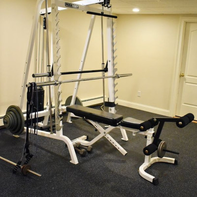 Parabody weight lifting setup