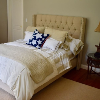 Queen bed