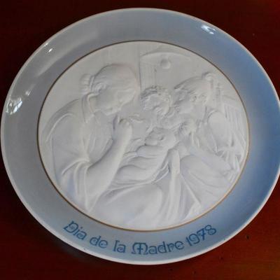 Lladro Mother's Day plate