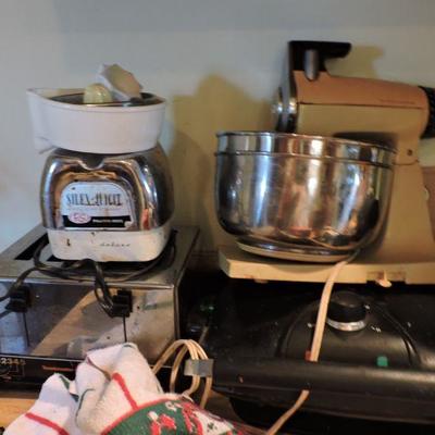 miscellaneous kitchen equipment