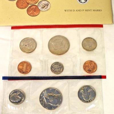  The United States Mint 1990 Uncirculated Coin Set with â€œDâ€ and â€œPâ€ Mint Marks

Auction Estimate $5-$10 â€“ Located Inside 