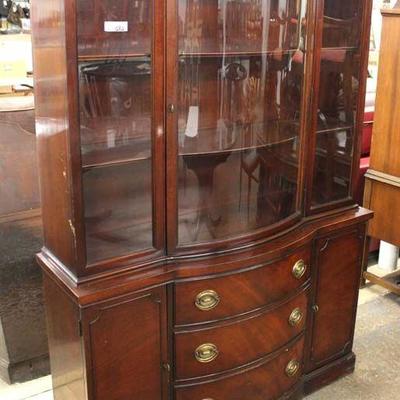  Mahogany “Drexel Furniture” 7 Piece Kitchen Dining Set – Table has Custom Glass Top

Auction Estimate $200-$400 – Located Inside 