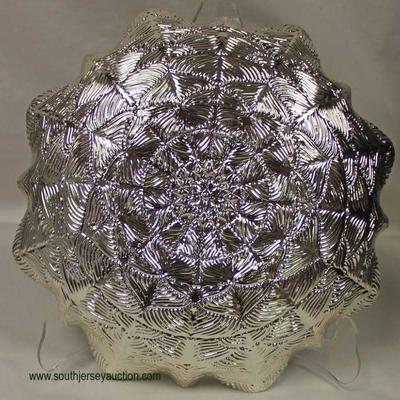  Made in Turkey â€œAzzurraâ€ Tagged %100 Genuine Silver 8 Â½â€ Decorator Teal and Brown Decorated Glass Bowl

Auction Estimate $50-$100...