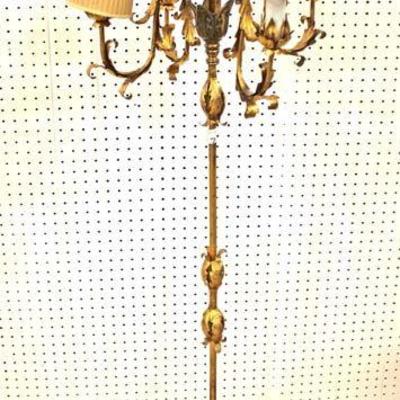 VINTAGE Candelabra Pole Lamp with Shades

Auction Estimate $200-$400 â€“ Located Inside 