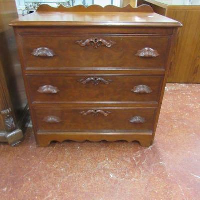 Victorian 3 drawer chest