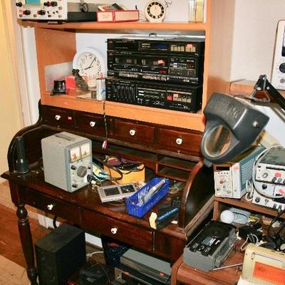 Vintage Old School Electronic / Radio Testing Equipment 