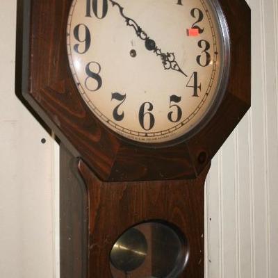 Selection of wall clocks 