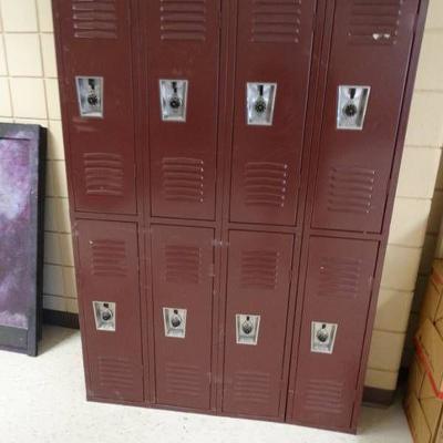 3 Sets of lockers