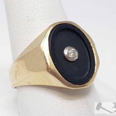 900: 10k Gold Ring with Center Diamond, 7.3g
Weighs approx 7.3g, size 10
OS19-017630.62
