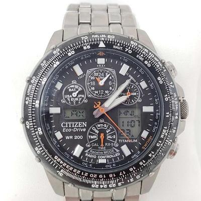 963 Citizen Eco-Drive WR200 Watch
Marked GN-4W-S-12G