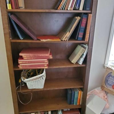 607 
Approximately 75 books
Many other books or medical books. Lots of vintage books