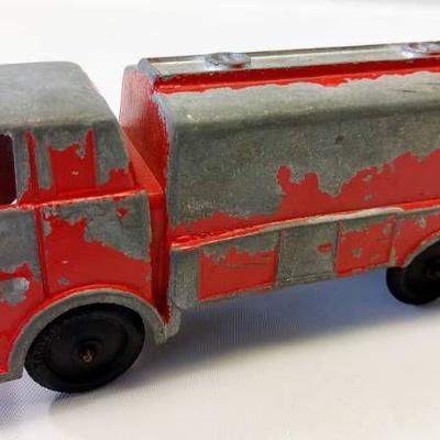 Vintage Tootsie Toy- Metal Fire Truck