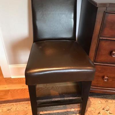 Leather high top chair $65 "as Is"
18 X 20 X 38"
