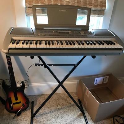 Yamaha keyboard $159