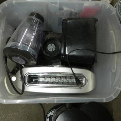 Lot of Misc Small Countertop Appliances..