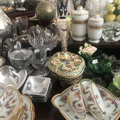 Decoratives, Porcelain, Crystal, China  
