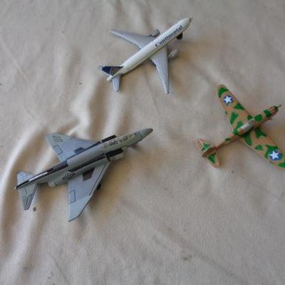 3 Metal planes
