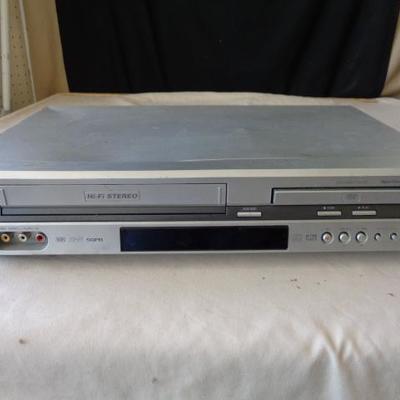 JVC VHS and DVD player