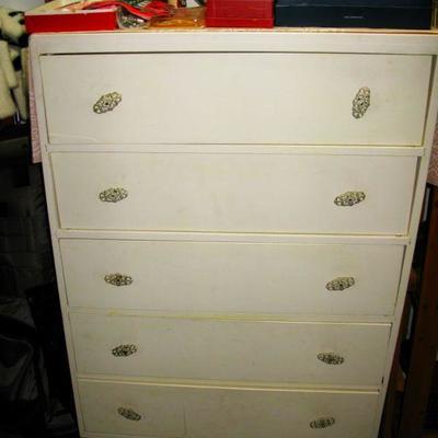 white painted chest of drawers  BUY IT NOW $ 25.00