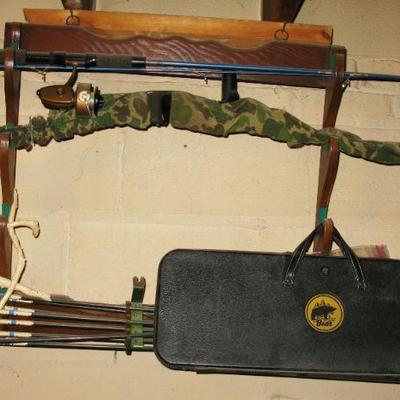 Fred Bear Take-down bow and arrow set with, box, bag, bow, 19 arrows. 