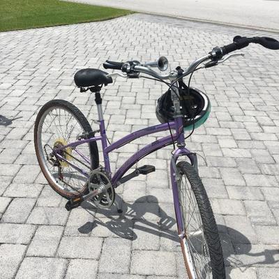 Cambridge Women’s Fuji bicycle- $150