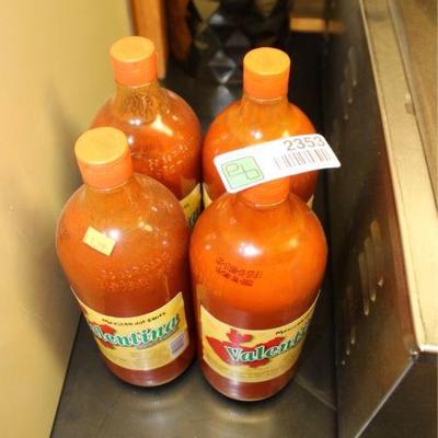 Mexican Hot Sauce Lot of 4 bottles