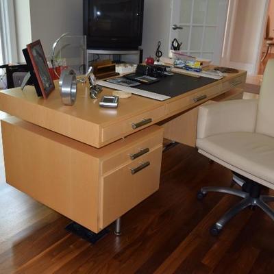 Desk, Chair, Desk Accessories