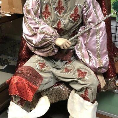 LC6005 Zues 1970s Duke Costume Musketeer: Hat, Cape, Boots, mask, shirt, Pants  https://www.ebay.com/itm/113803760018