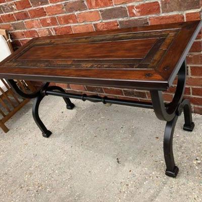 JN007: TV Table / Hall Table $125 Local Pickup  https://www.ebay.com/itm/123827881693
