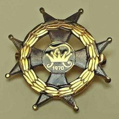 Rex 1970 Ladies Pin NEW ORLEANS MARDI GRAS KREWE FAVOR STA0028 https://www.ebay.com/itm/113815804118