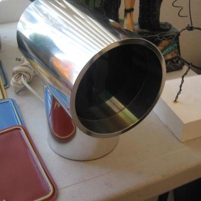 ARORA CLOCK WORKS BUT NEED A BULB