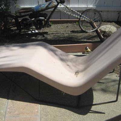 60'S OUTDOOR ROCKER CHAISE LOUNGE