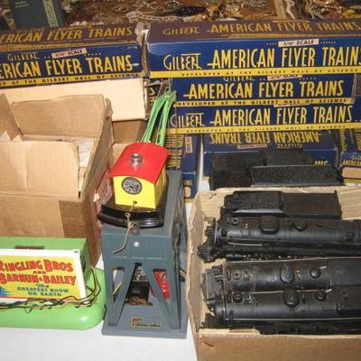 AMERICAN FLYER COMPLETE SET WITH 3 ENGINES