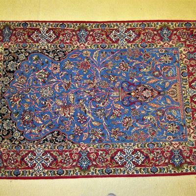 3.7x5.7 wool & silk Esfahan rug (BID ITEM)